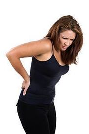 pian ar ais níos ísle i mbean le osteochondrosis